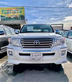 تۆیۆتا لاند کروزەر